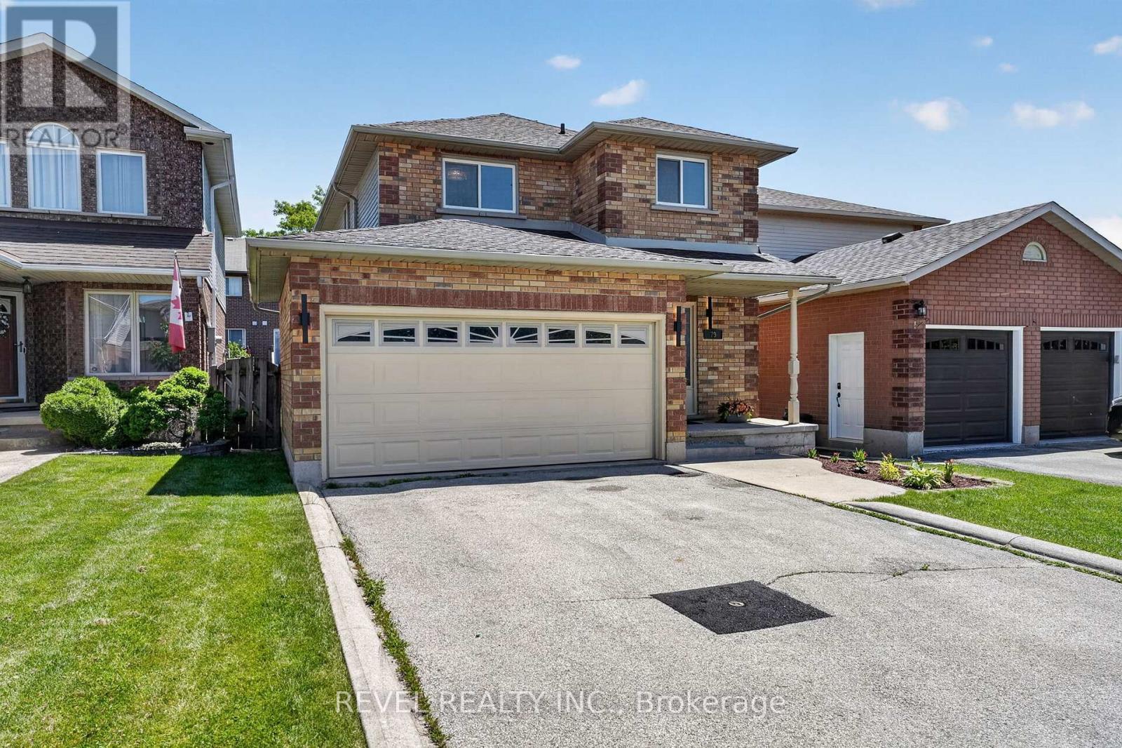 79 Lynnette Drive, Hamilton, ON - Outdoor With Facade