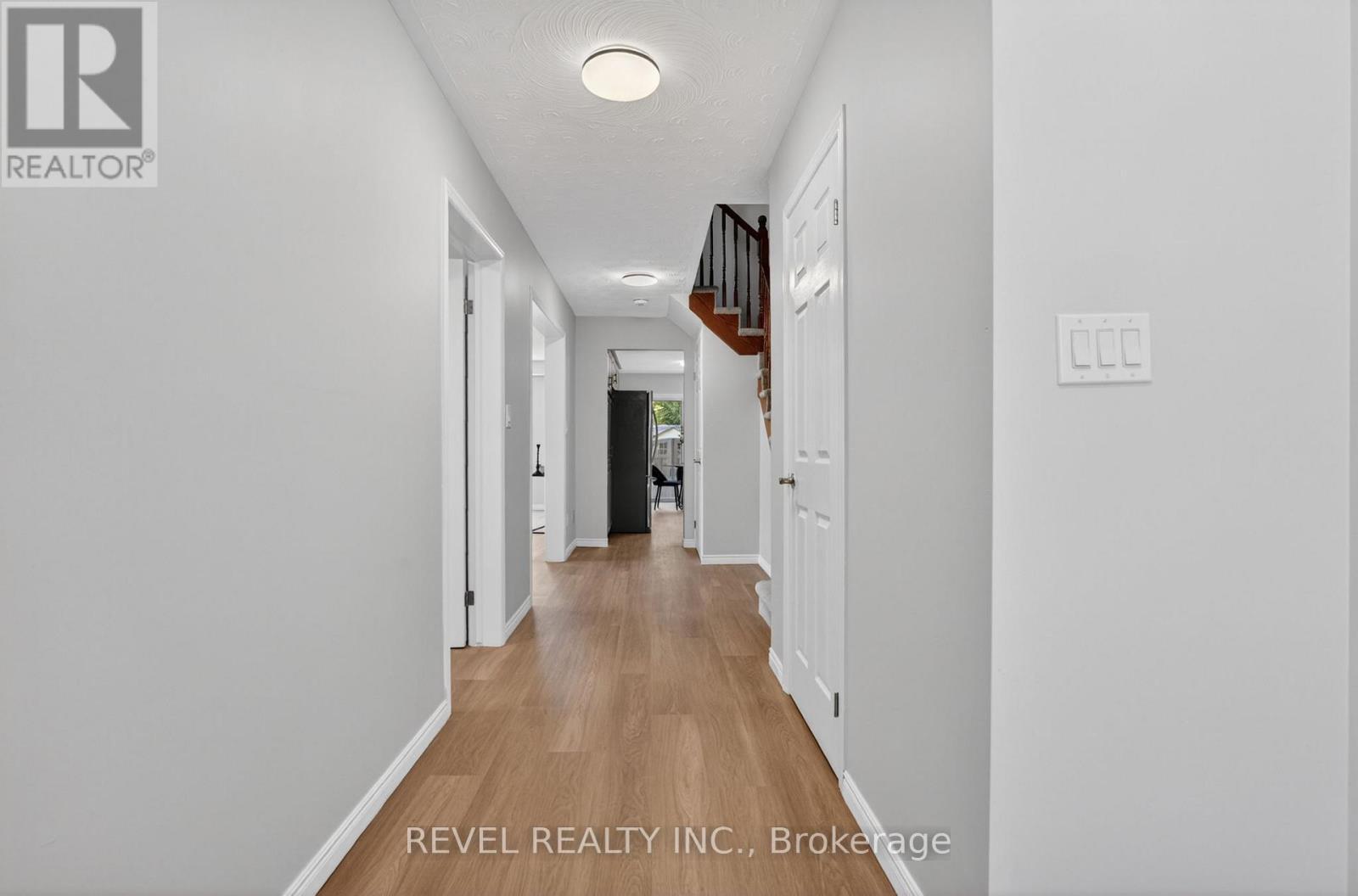 79 Lynnette Drive, Hamilton, ON - Indoor Photo Showing Other Room