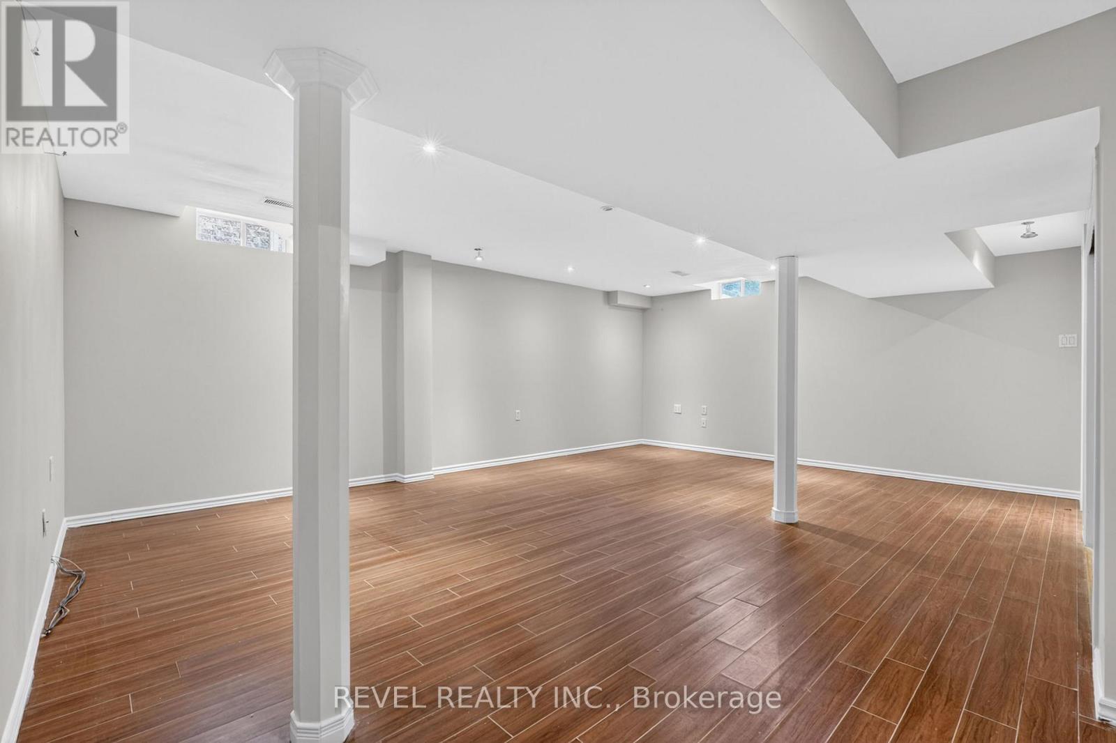 79 Lynnette Drive, Hamilton, ON - Indoor Photo Showing Other Room