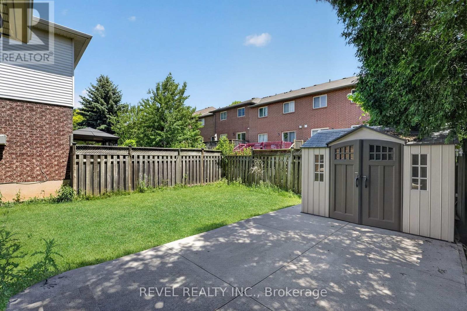 79 Lynnette Drive, Hamilton, ON - Outdoor