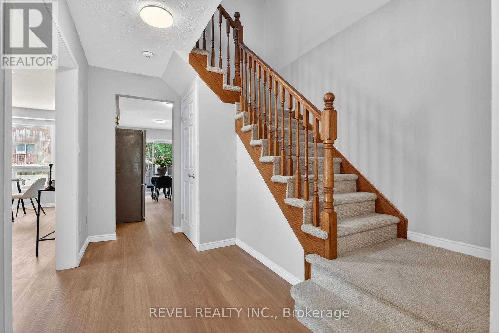 79 Lynnette Drive, Hamilton, ON - Indoor Photo Showing Other Room