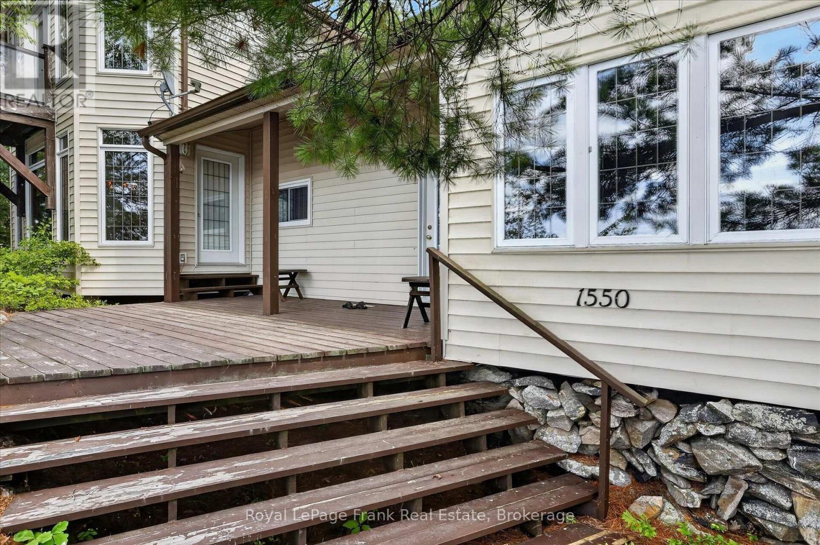 1550 Island 85 Stoney Lake, Douro-Dummer, ON - Outdoor