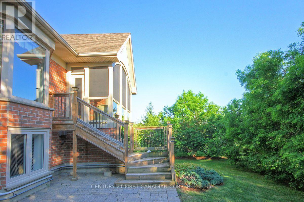 581 Plane Tree Drive, London North (North R), ON - Outdoor