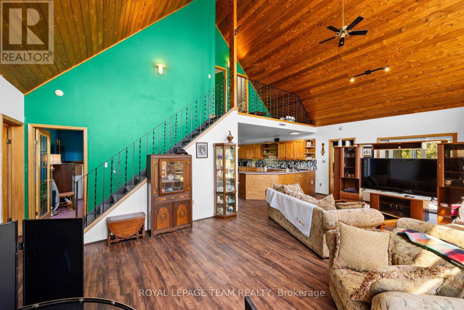4984 Dunrobin Road, Ottawa, ON - Indoor