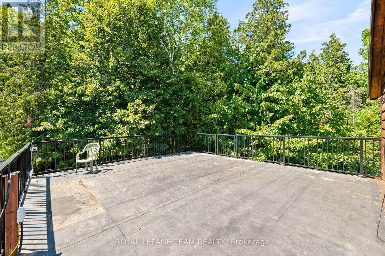 4984 Dunrobin Road, Ottawa, ON - Outdoor