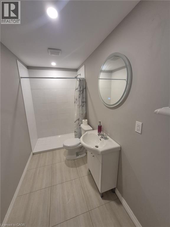 72 Ingleside Drive Unit# Lower, Kitchener, ON - Indoor Photo Showing Bathroom