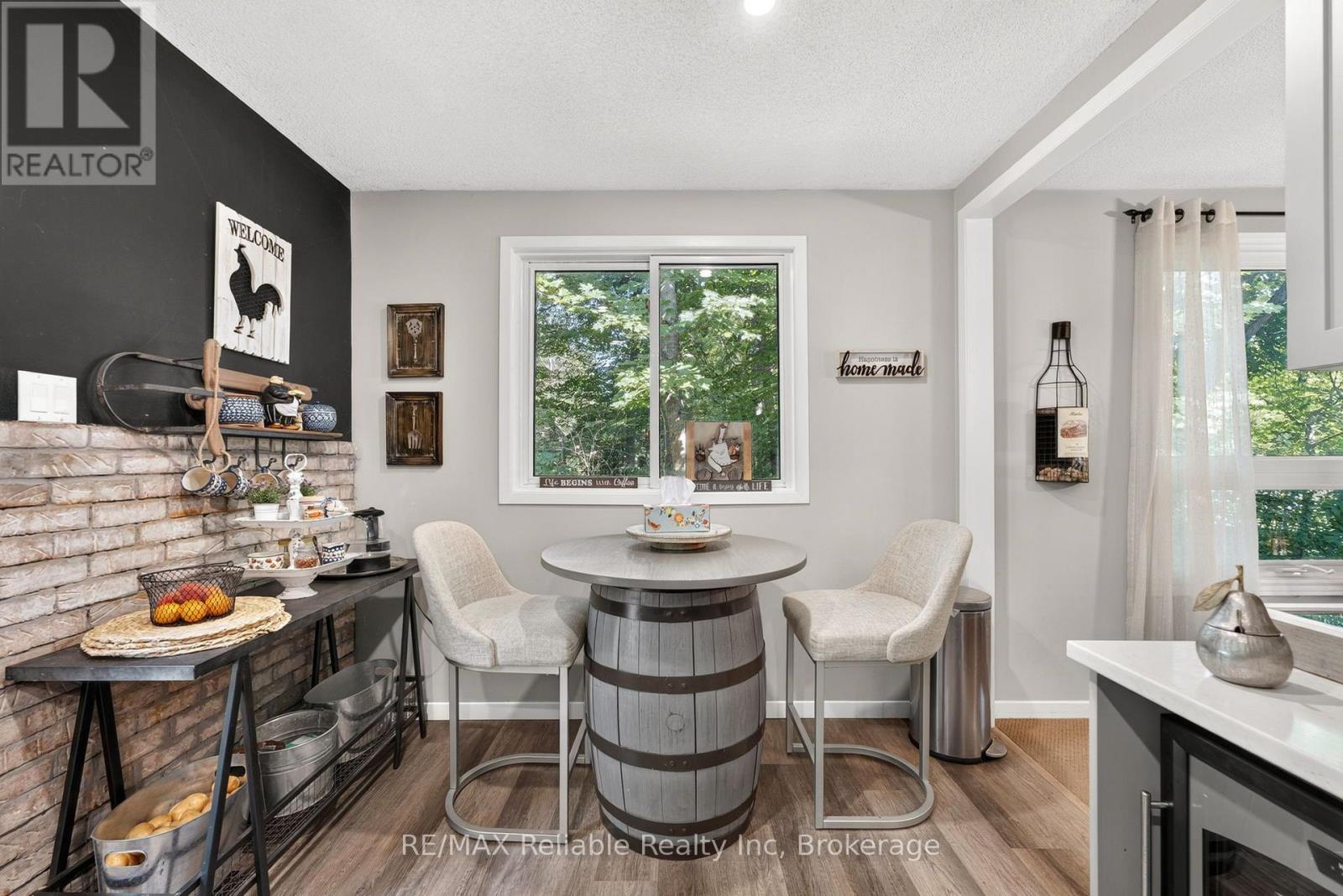 45 Main Street S, Bluewater (Bayfield), ON - Indoor Photo Showing Dining Room
