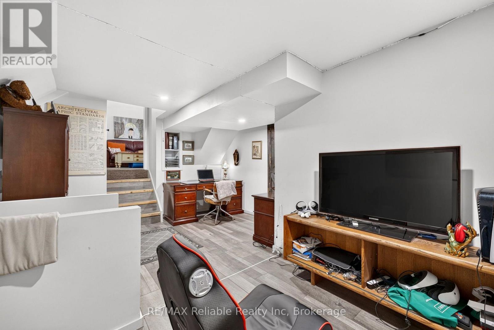 45 Main Street S, Bluewater (Bayfield), ON - Indoor