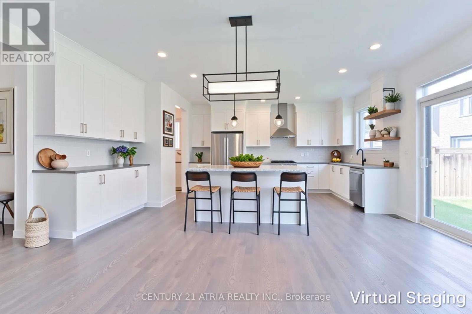 134 Fallharvest Way, Whitchurch-Stouffville, ON - Indoor Photo Showing Kitchen