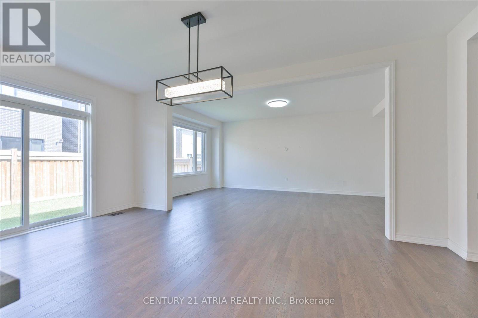 134 Fallharvest Way, Whitchurch-Stouffville, ON - Indoor Photo Showing Other Room