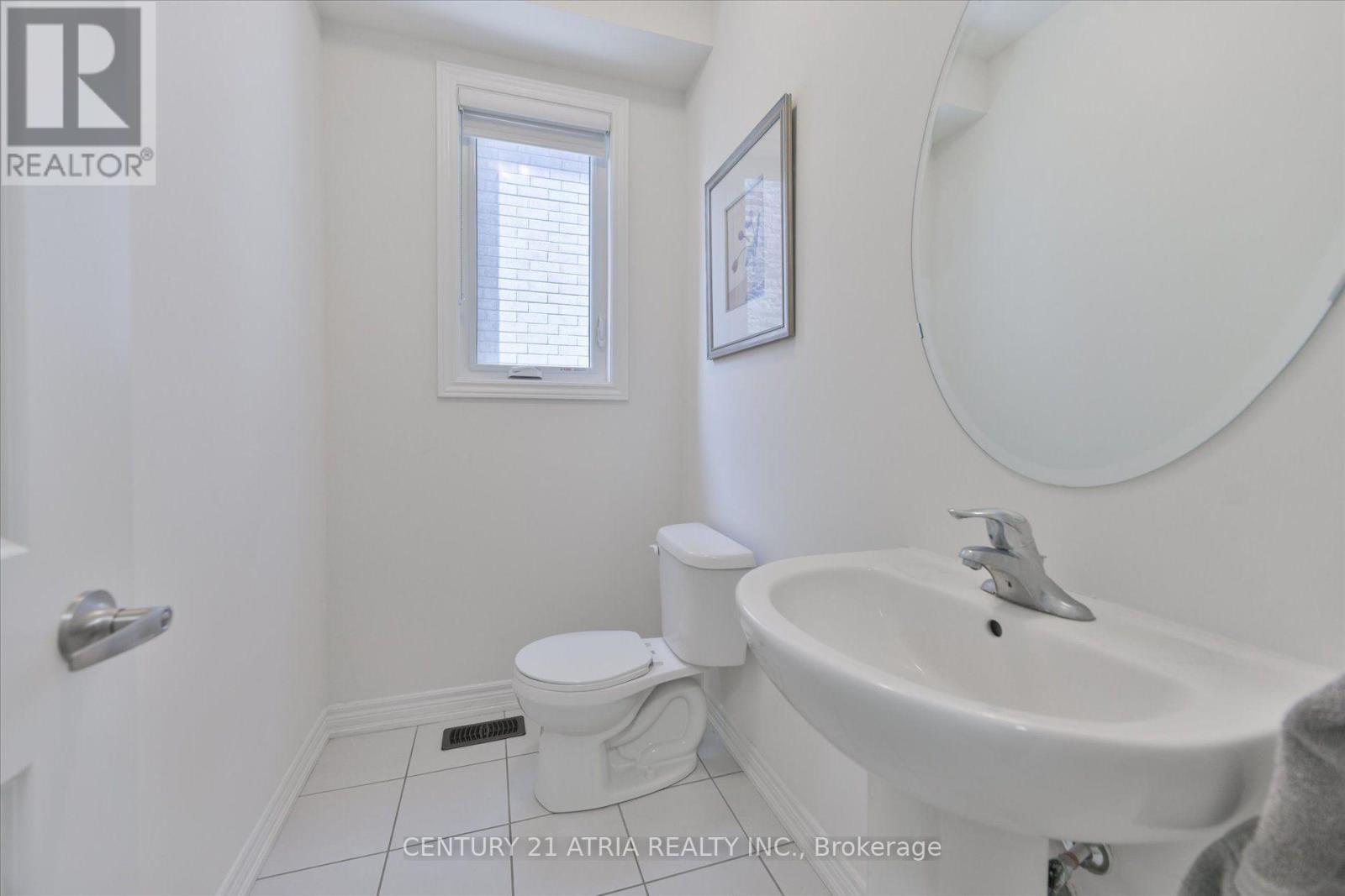 134 Fallharvest Way, Whitchurch-Stouffville, ON - Indoor Photo Showing Bathroom