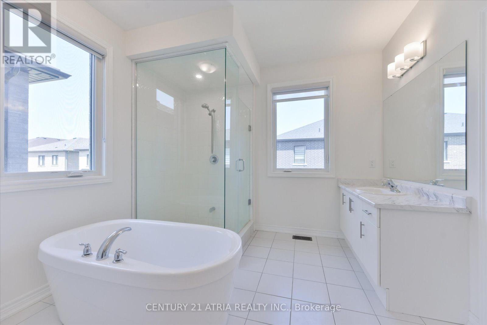 134 Fallharvest Way, Whitchurch-Stouffville, ON - Indoor Photo Showing Bathroom