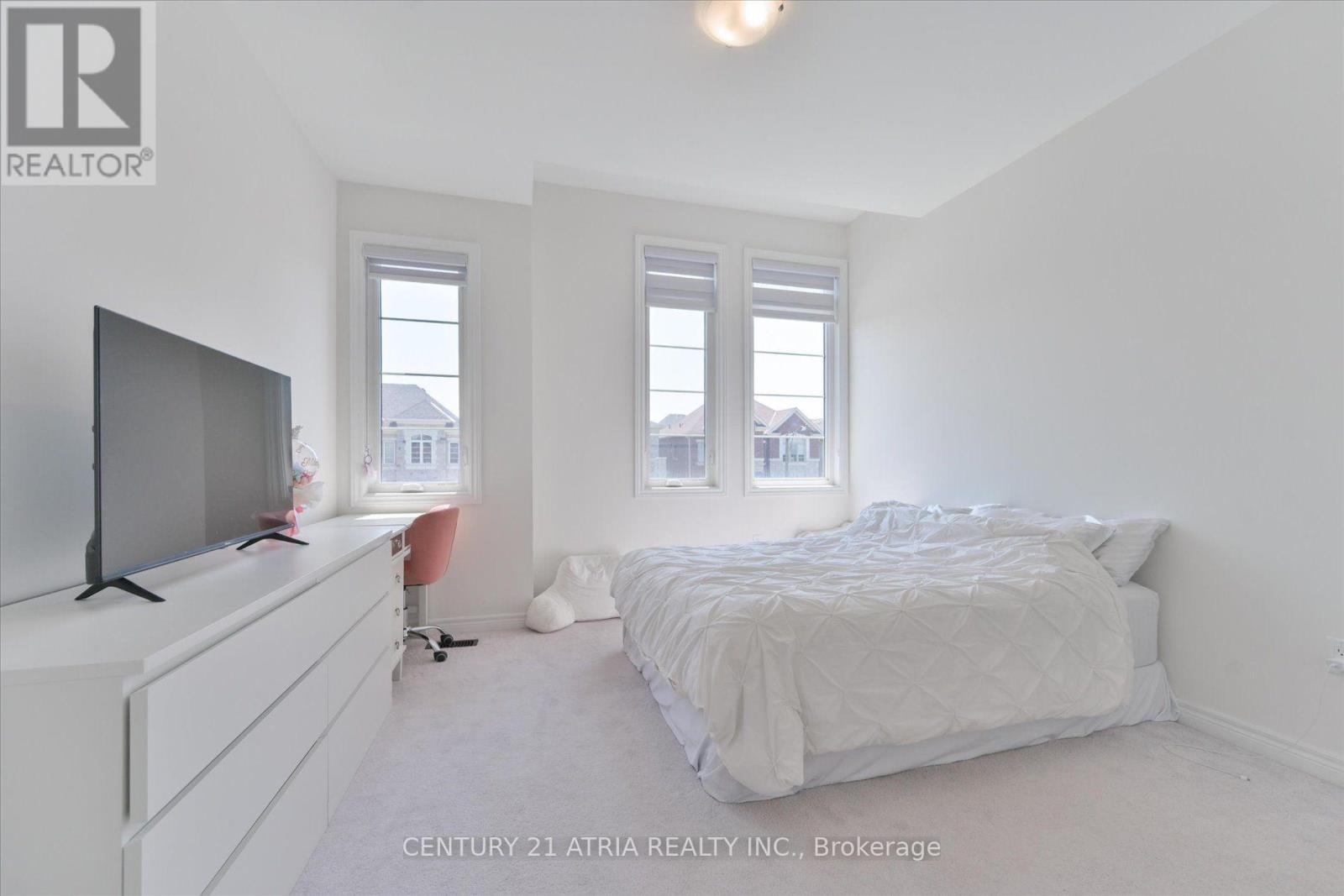 134 Fallharvest Way, Whitchurch-Stouffville, ON - Indoor Photo Showing Bedroom