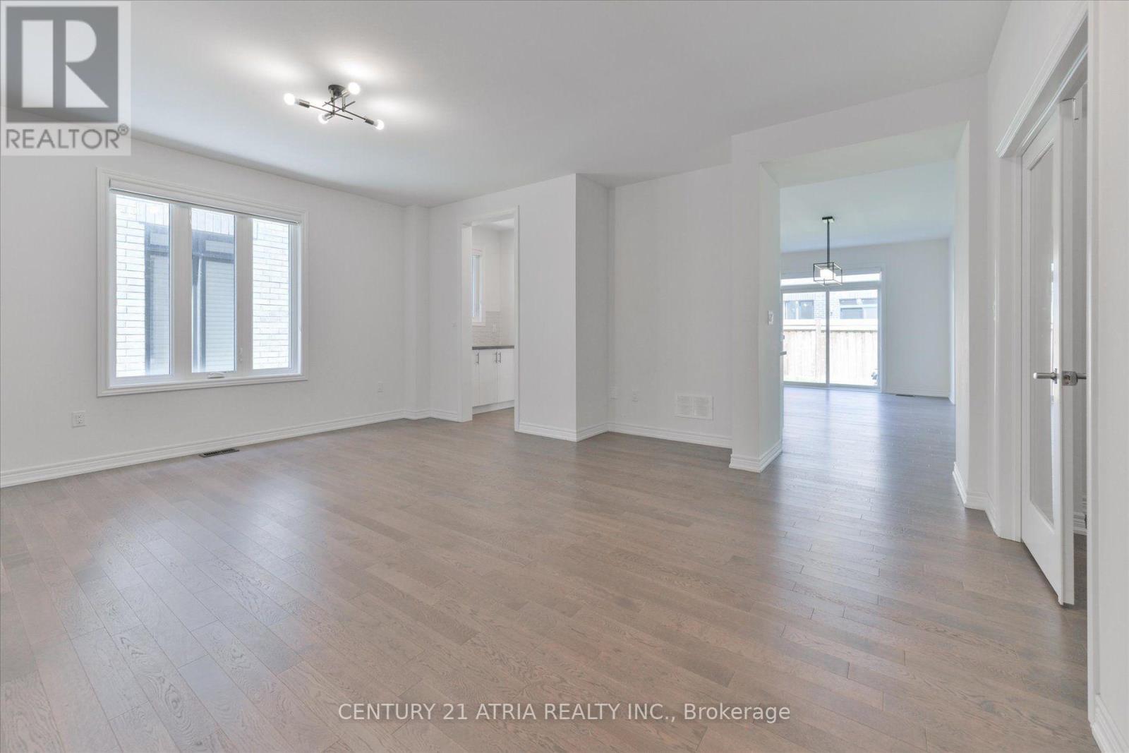 134 Fallharvest Way, Whitchurch-Stouffville, ON - Indoor Photo Showing Other Room