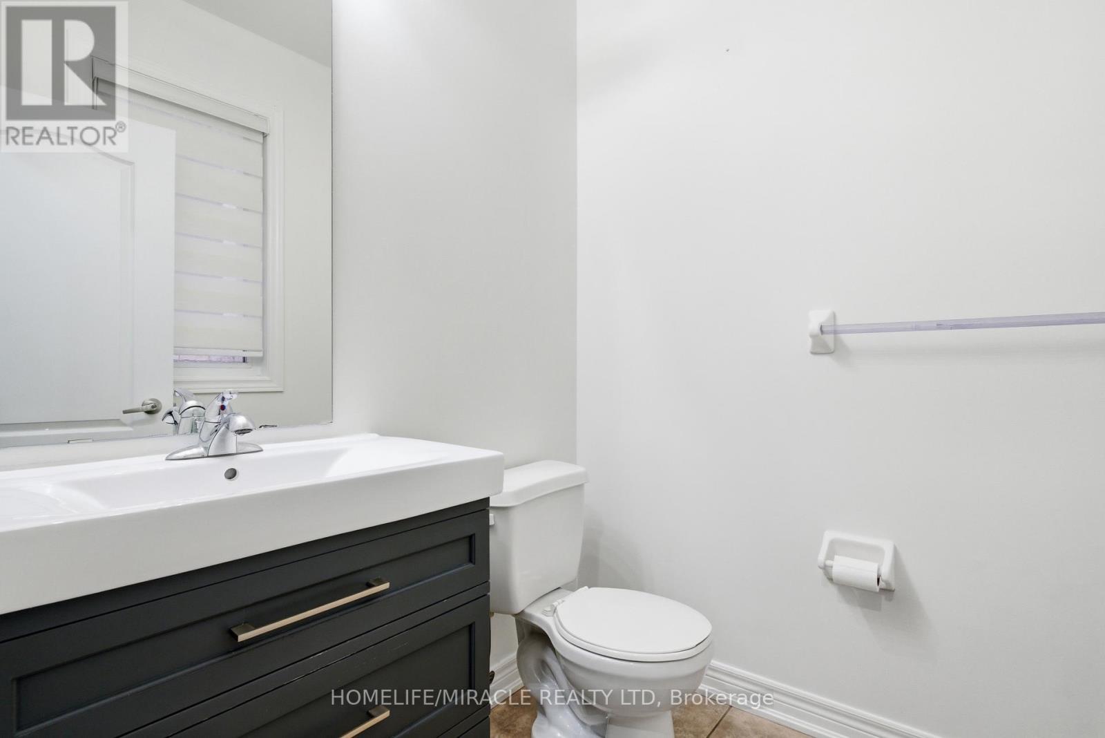 Powder Room - 71 Skyvalley Drive, Brampton, ON - Indoor Photo Showing Bathroom
