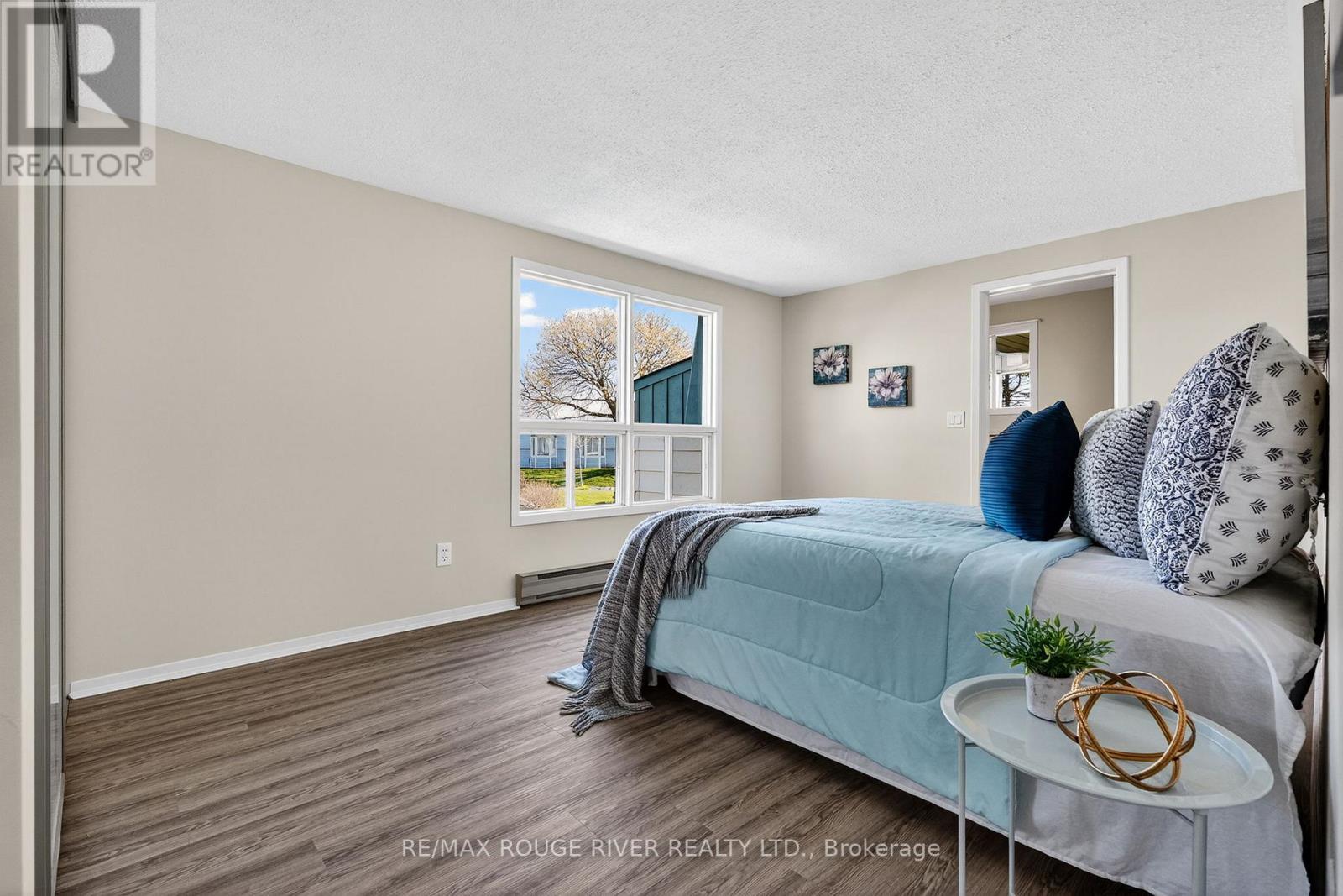 22 Eastbank Road, Clarington (Newcastle), ON - Indoor Photo Showing Bedroom