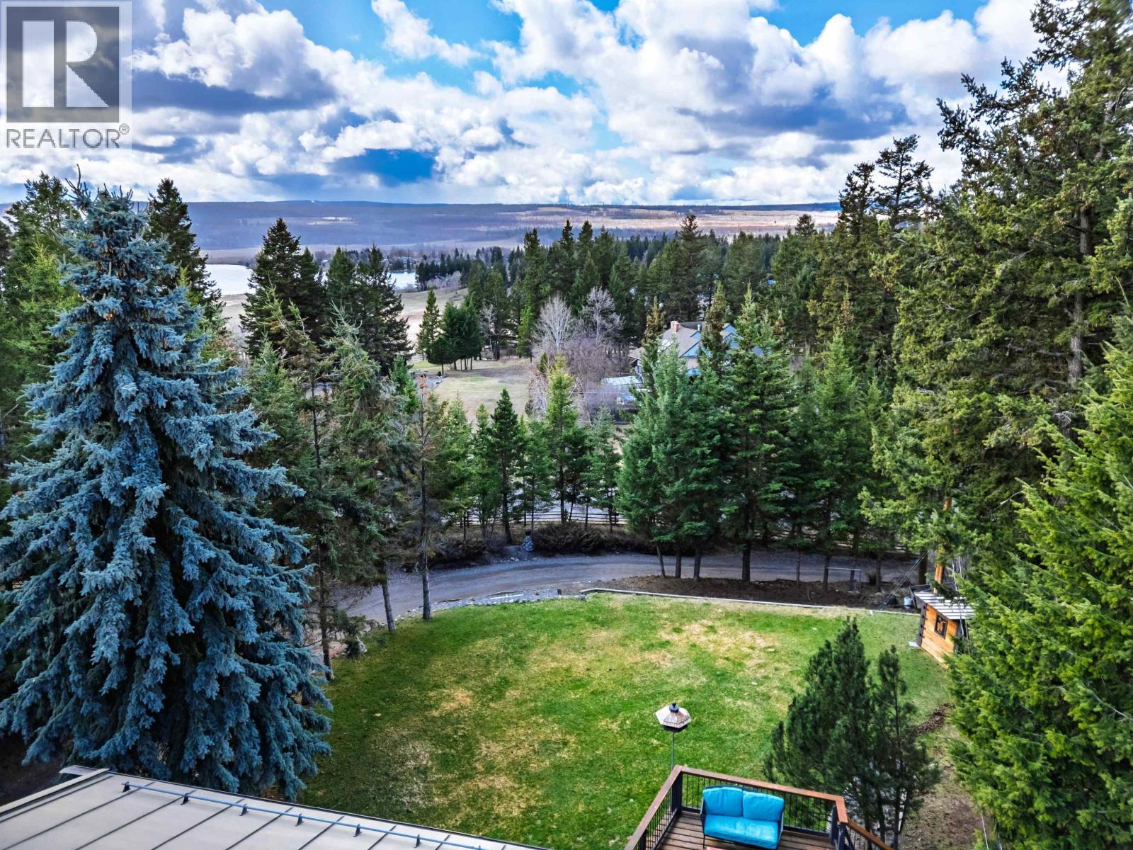 5031 Gloinnzun Drive, 108 Mile Ranch, BC - Outdoor With View