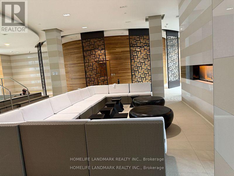 2208 - 501 Yonge Street, Toronto, ON - Indoor Photo Showing Other Room