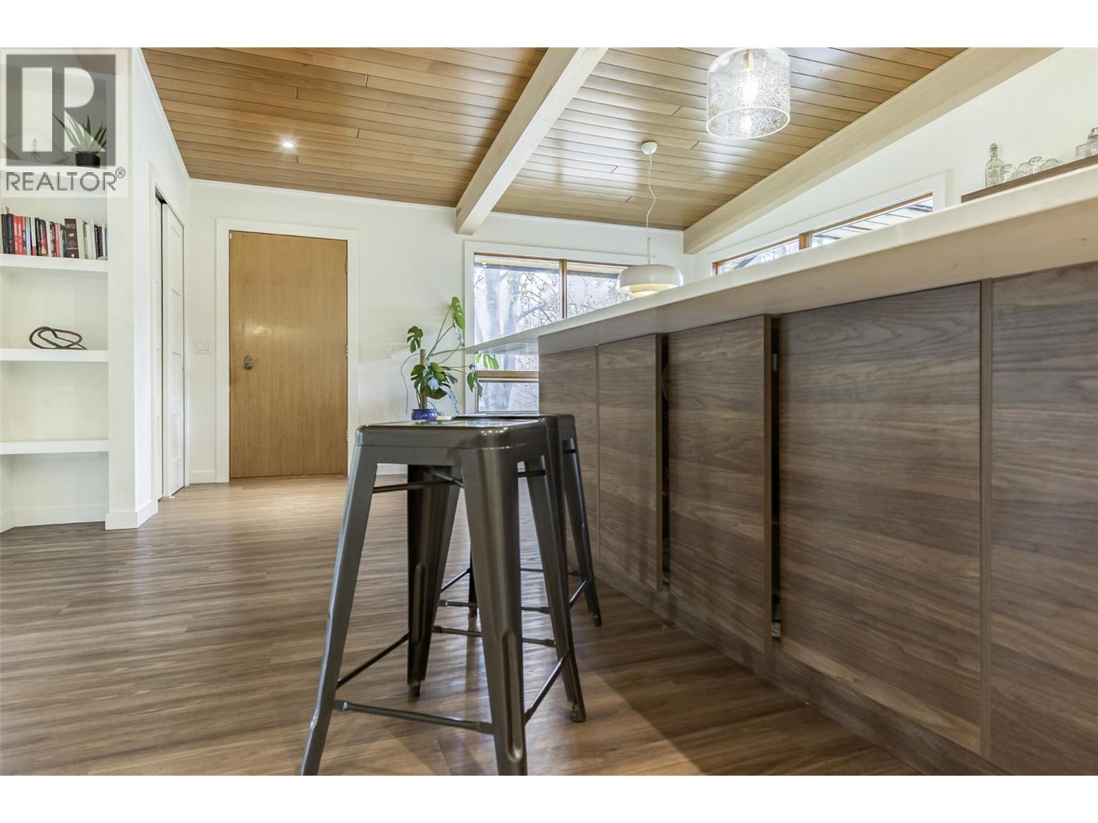 3153 Hall Road, Kelowna, BC - Indoor Photo Showing Other Room