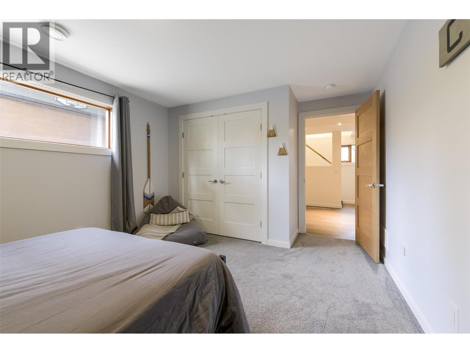3153 Hall Road, Kelowna, BC - Indoor Photo Showing Bedroom