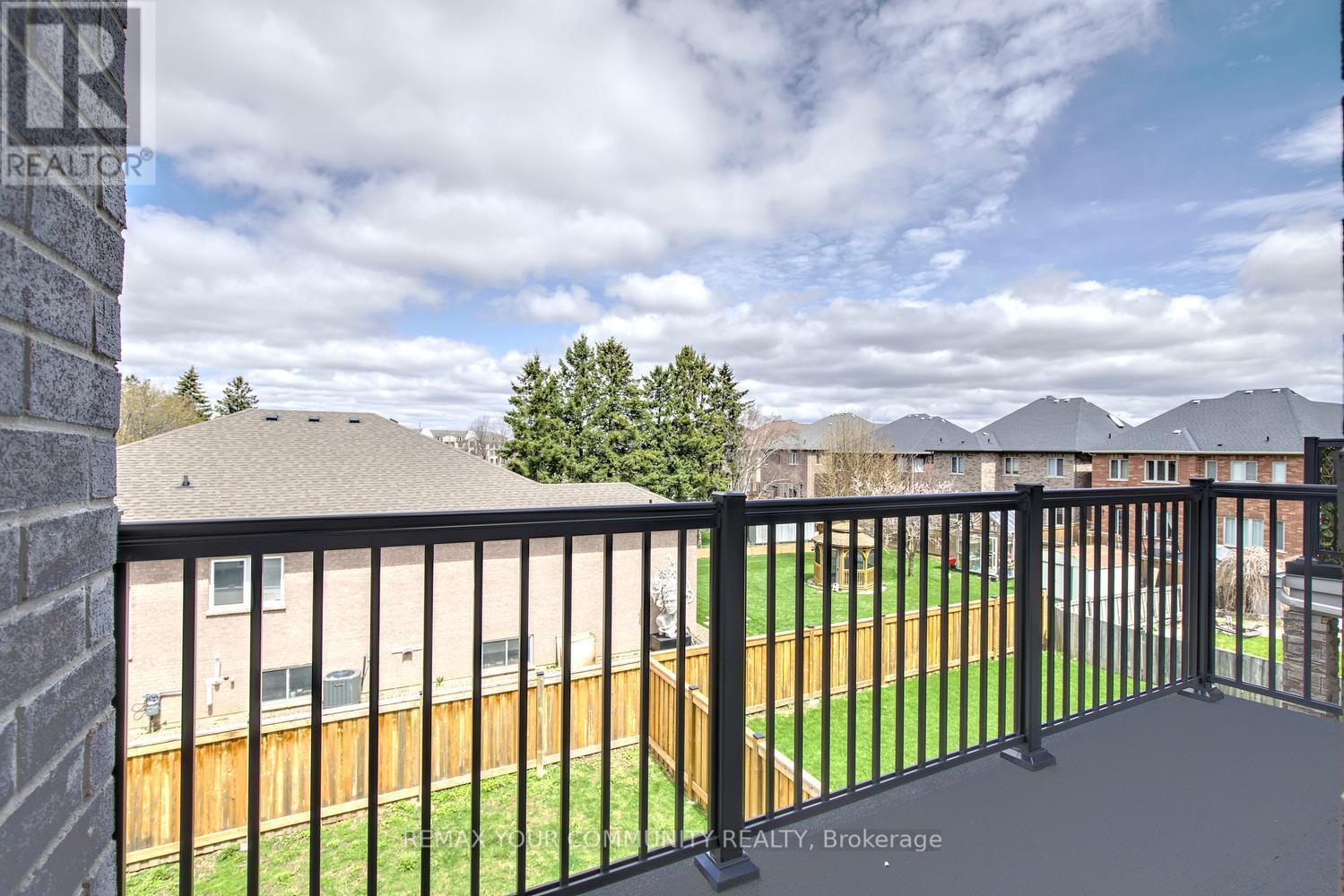 96 Bond Crescent, Richmond Hill, ON - Outdoor With Balcony