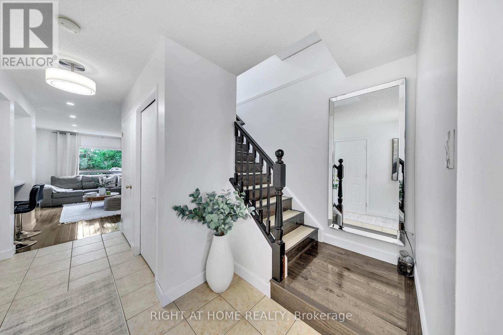 77 Milson Crescent, Guelph, ON - Indoor Photo Showing Other Room