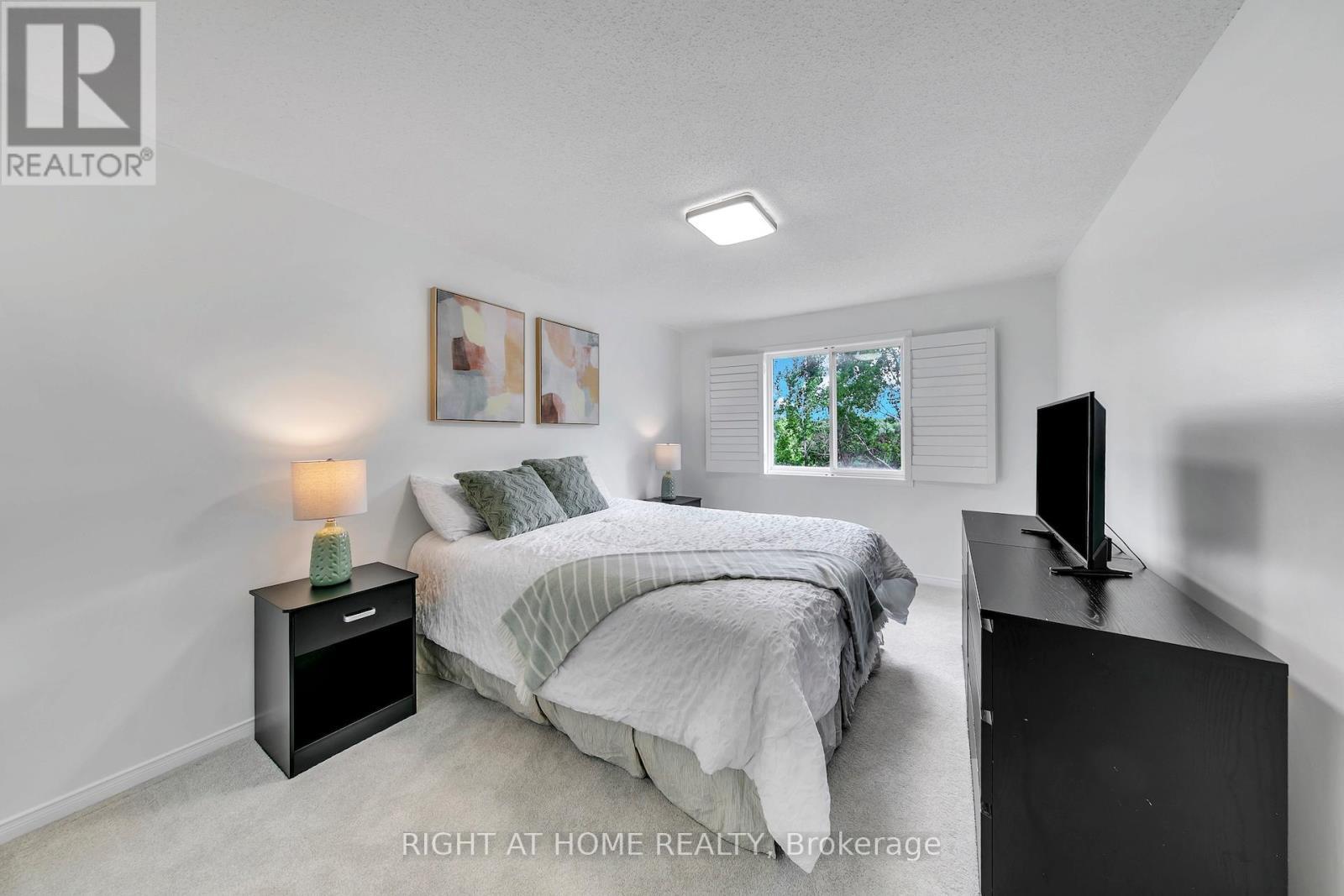77 Milson Crescent, Guelph, ON - Indoor Photo Showing Bedroom