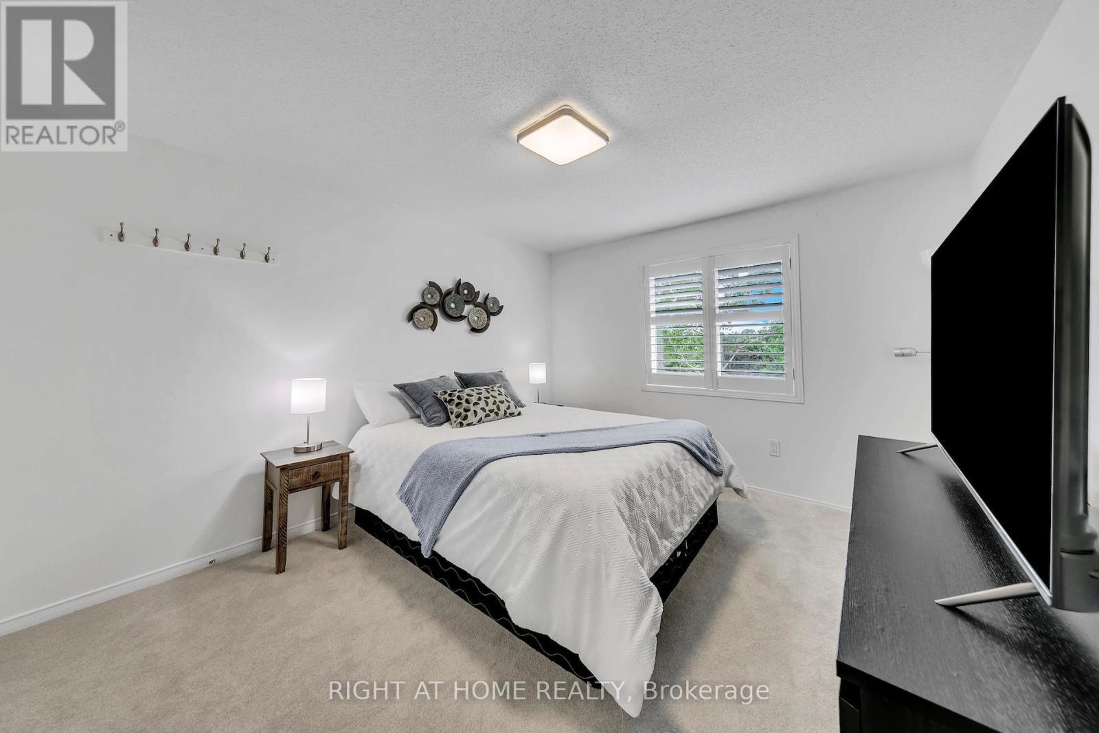 77 Milson Crescent, Guelph, ON - Indoor Photo Showing Bedroom