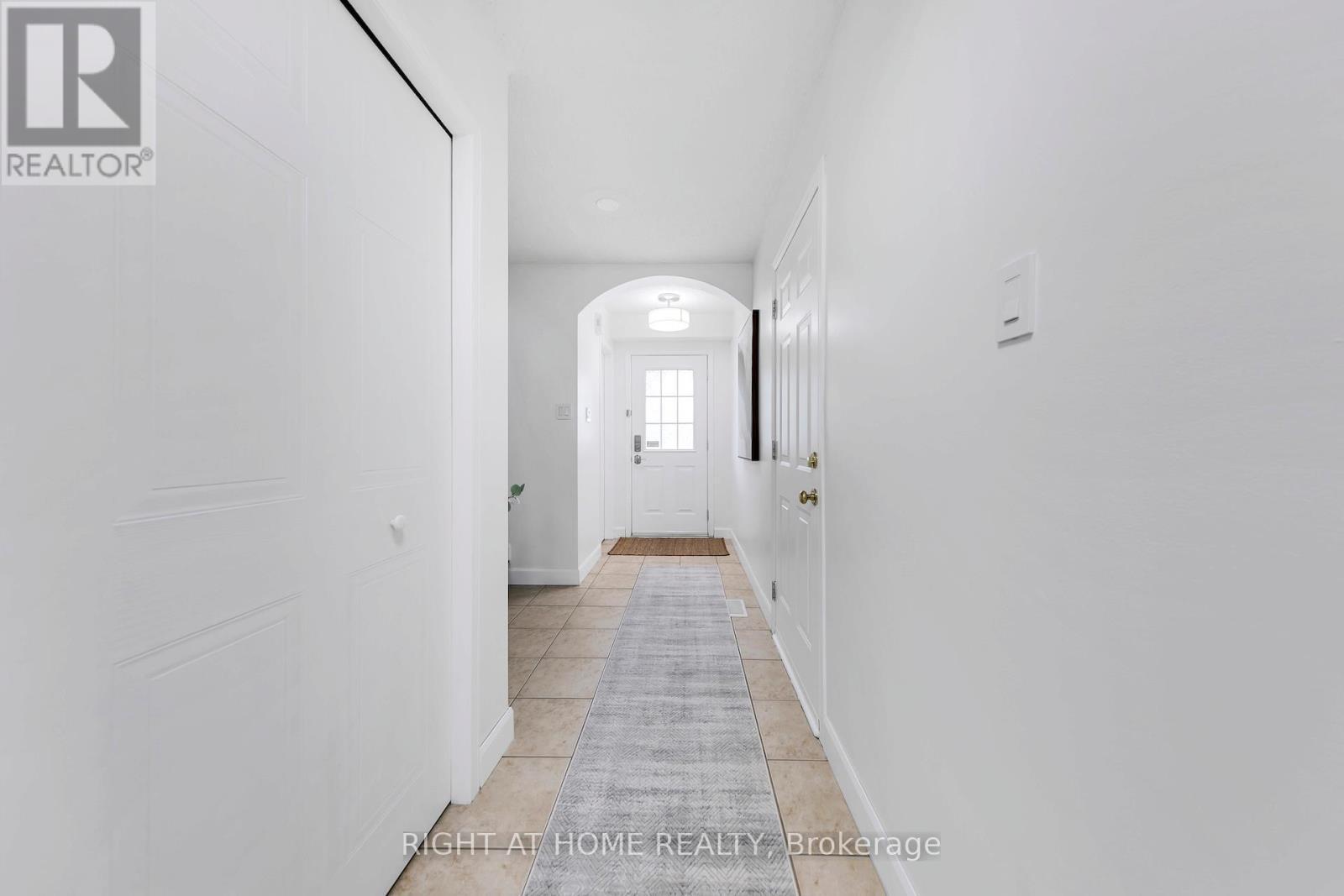 77 Milson Crescent, Guelph, ON - Indoor Photo Showing Other Room