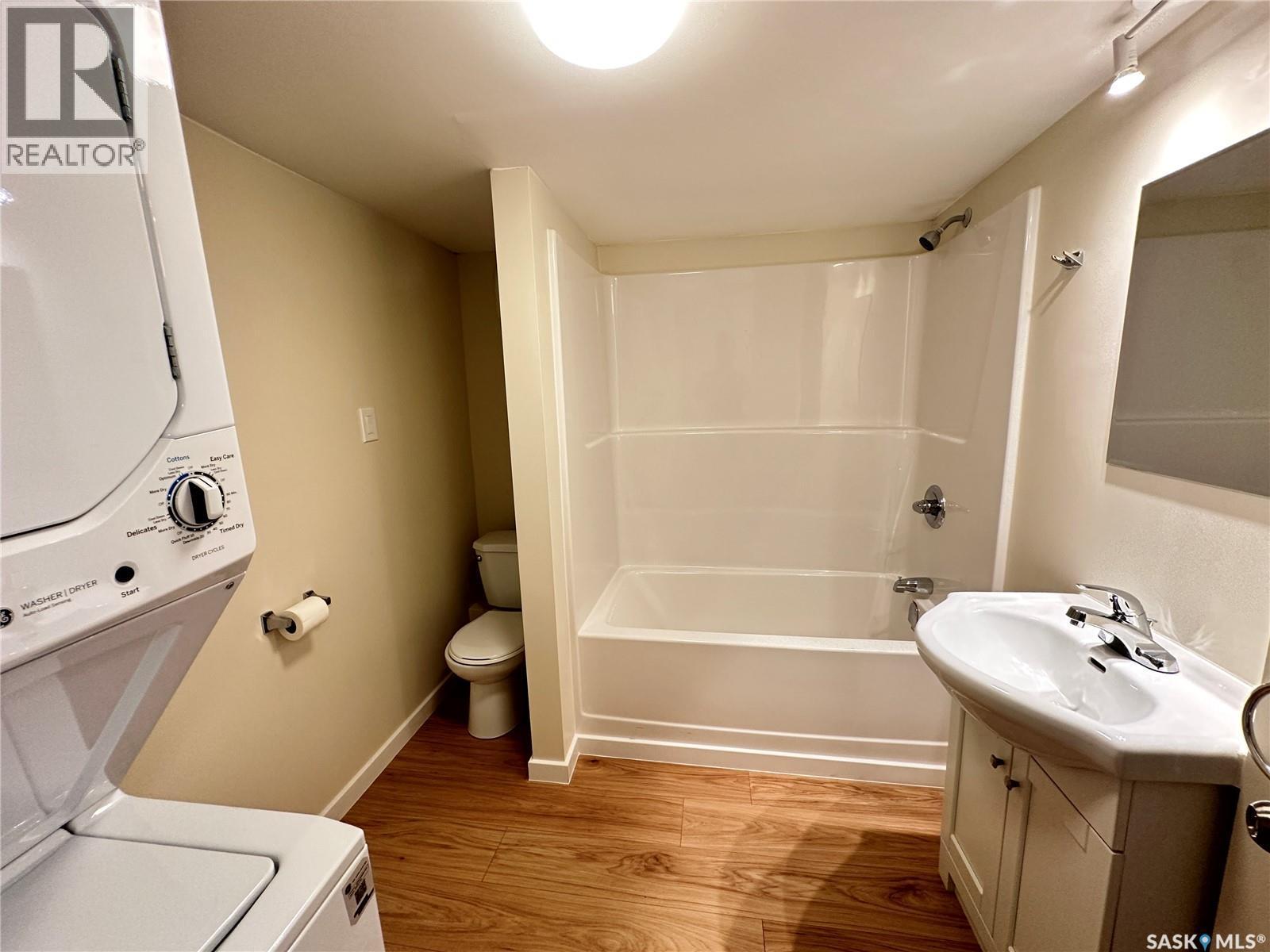 7 321 Dunlop Street, Saskatoon, SK