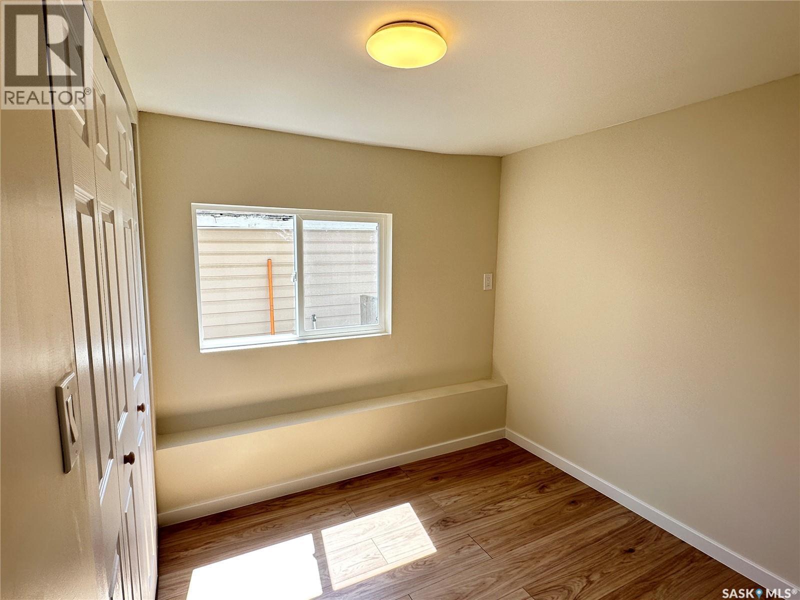 7 321 Dunlop Street, Saskatoon, SK