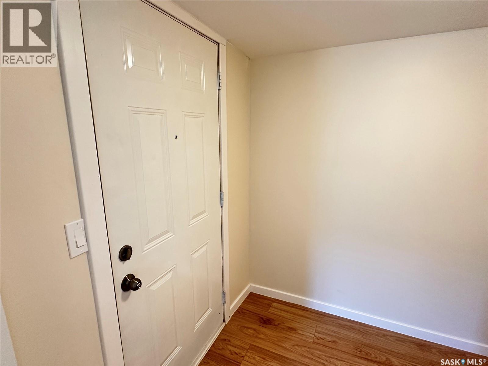 7 321 Dunlop Street, Saskatoon, SK