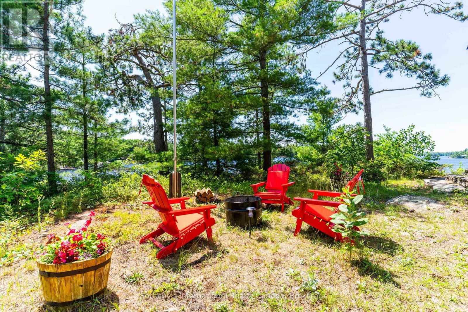 1 Island 29Kl Kahshe Lake - Cooee Island, Gravenhurst (Morrison), ON - Outdoor