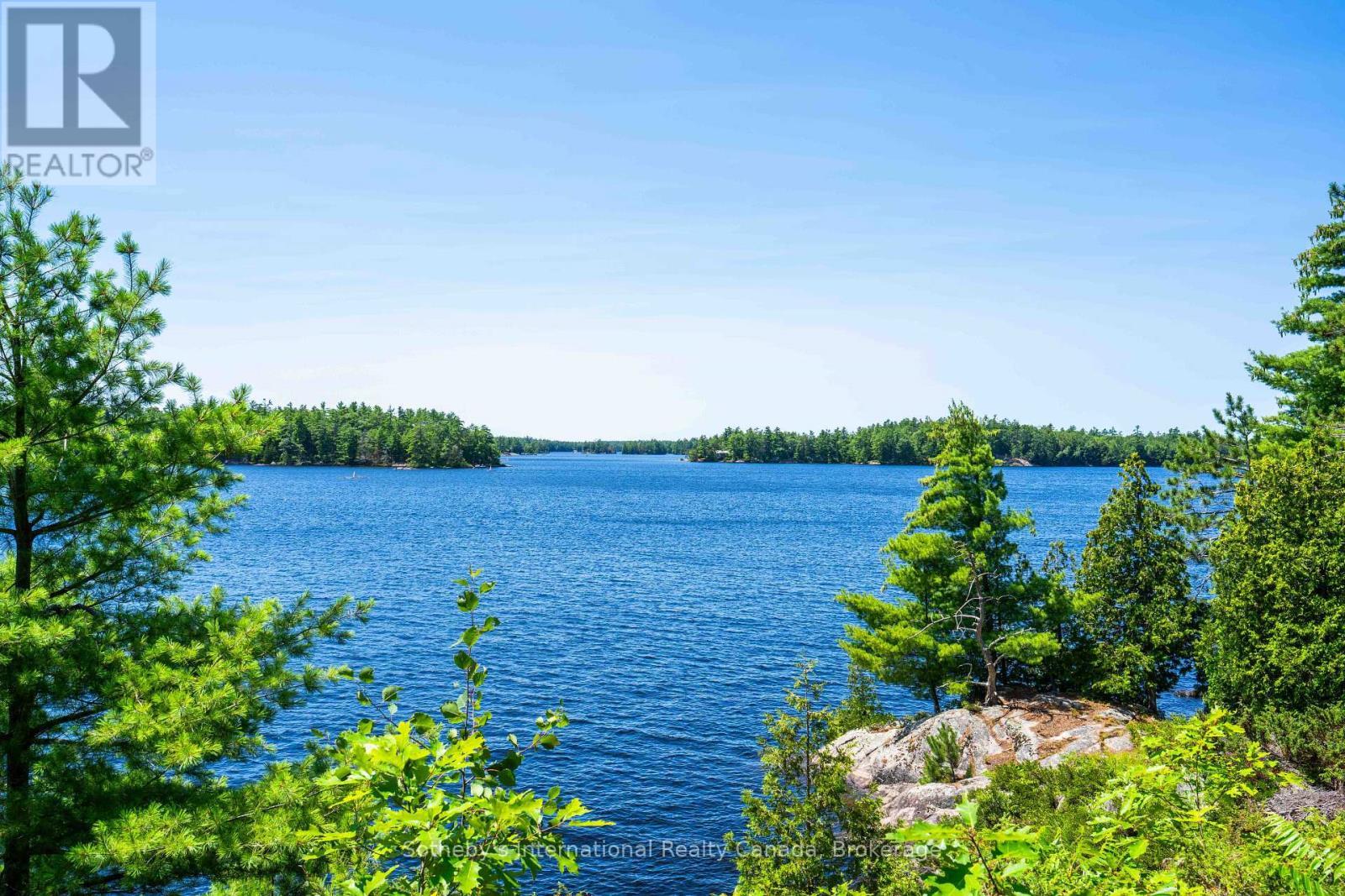 1 Island 29Kl Kahshe Lake - Cooee Island, Gravenhurst (Morrison), ON - Outdoor With Body Of Water With View