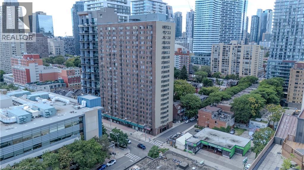96 Gerrard St E, Toronto, ON