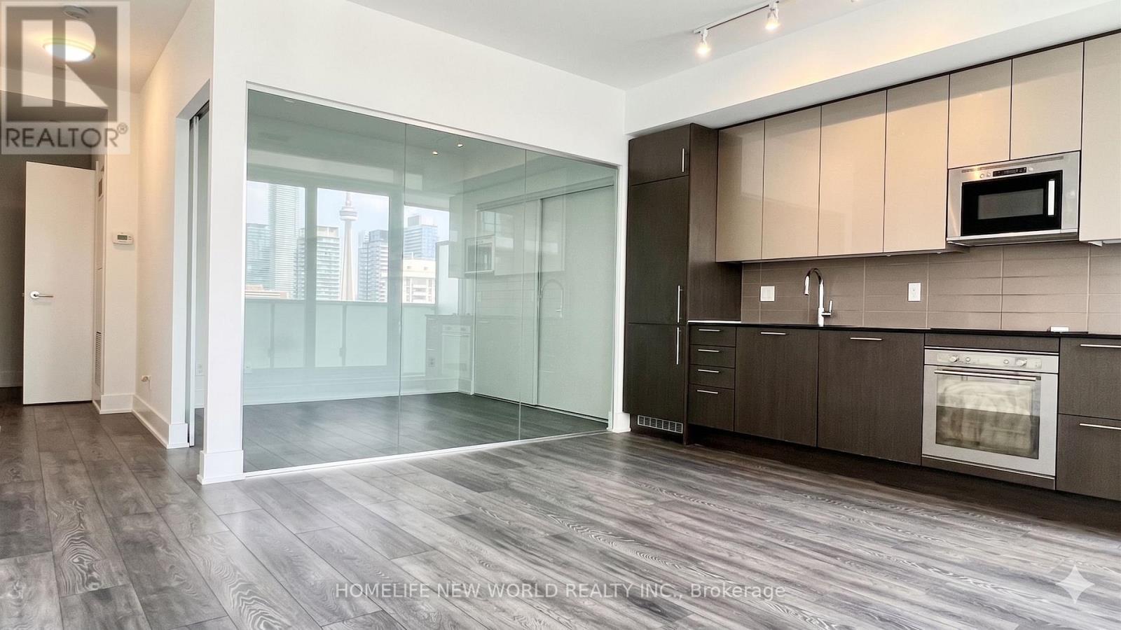 2307 - 403 Church Street, Toronto, ON - Indoor Photo Showing Kitchen