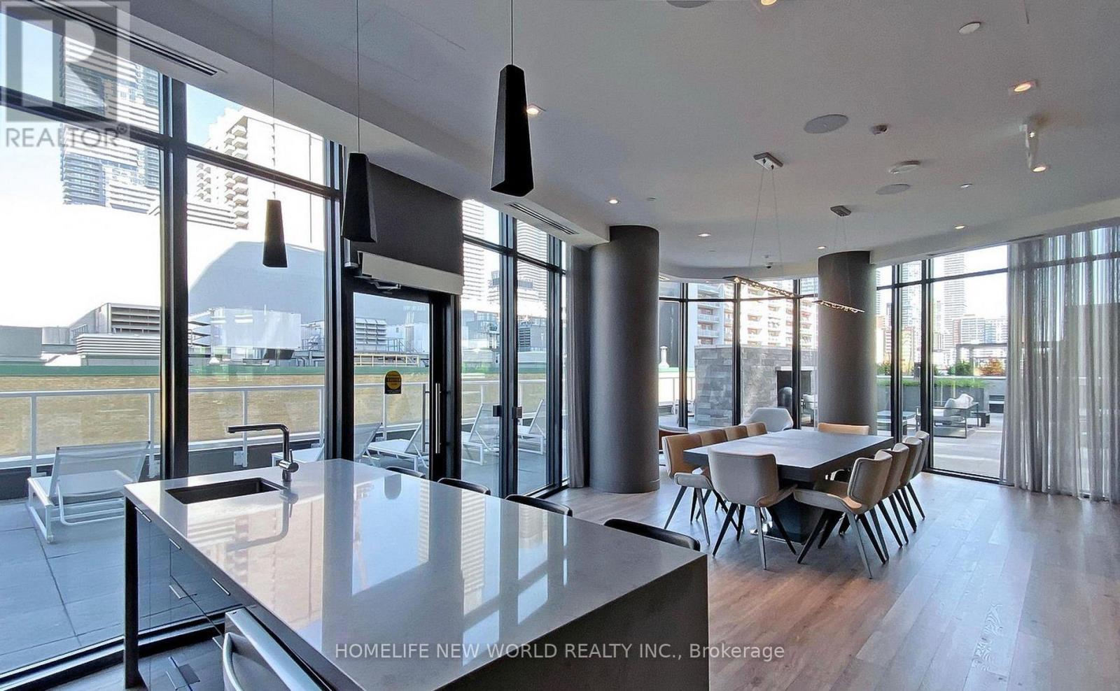 2307 - 403 Church Street, Toronto, ON - Indoor