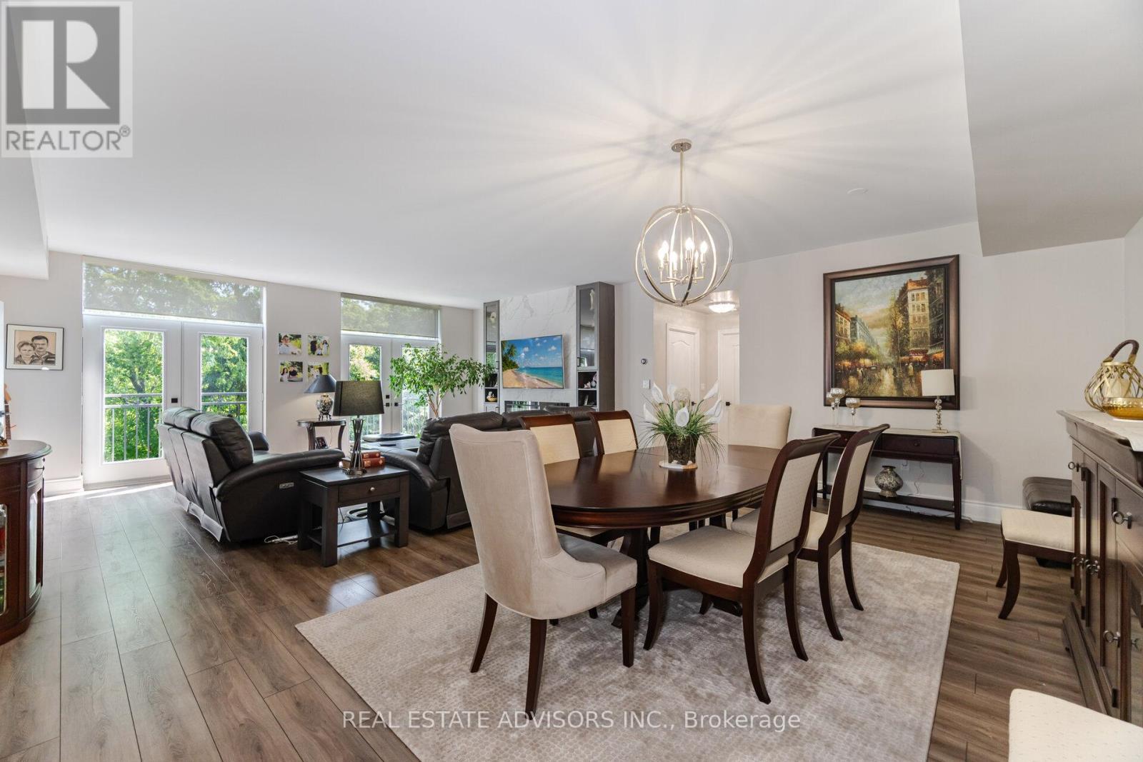 313 - 53 Woodbridge Avenue, Vaughan, ON - Indoor Photo Showing Dining Room