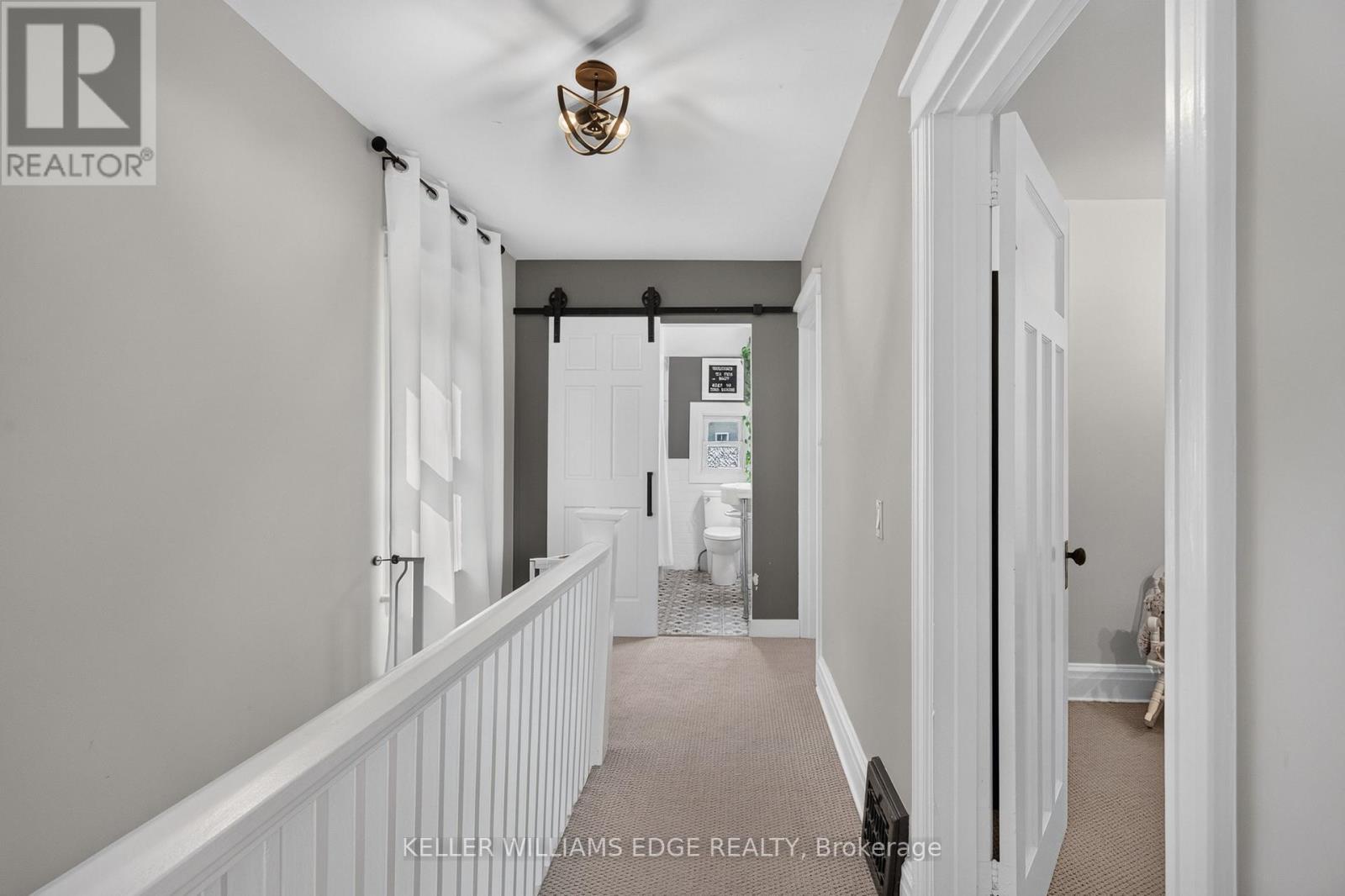 147 Melrose Avenue N, Hamilton, ON - Indoor Photo Showing Other Room