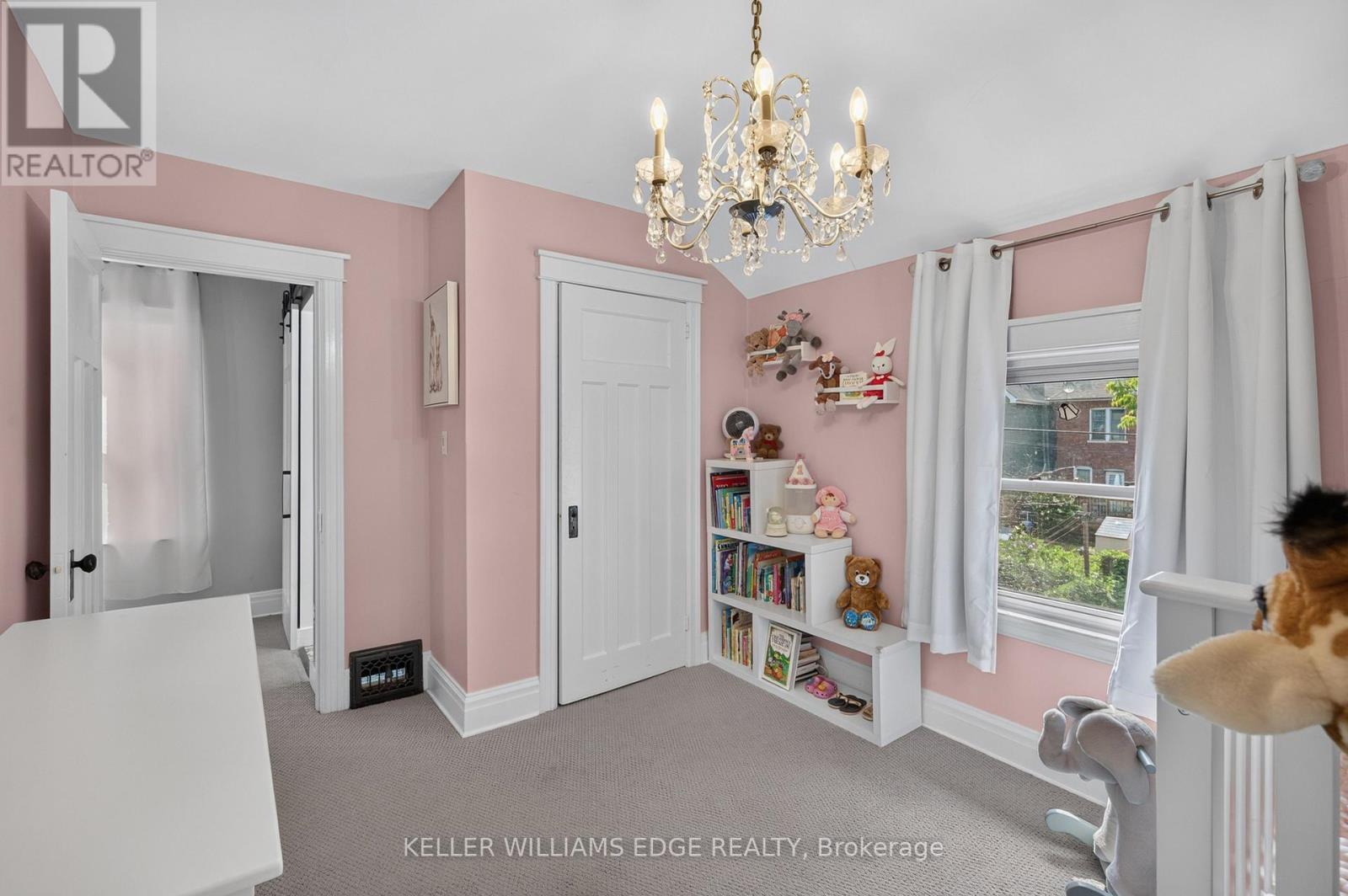 147 Melrose Avenue N, Hamilton, ON - Indoor
