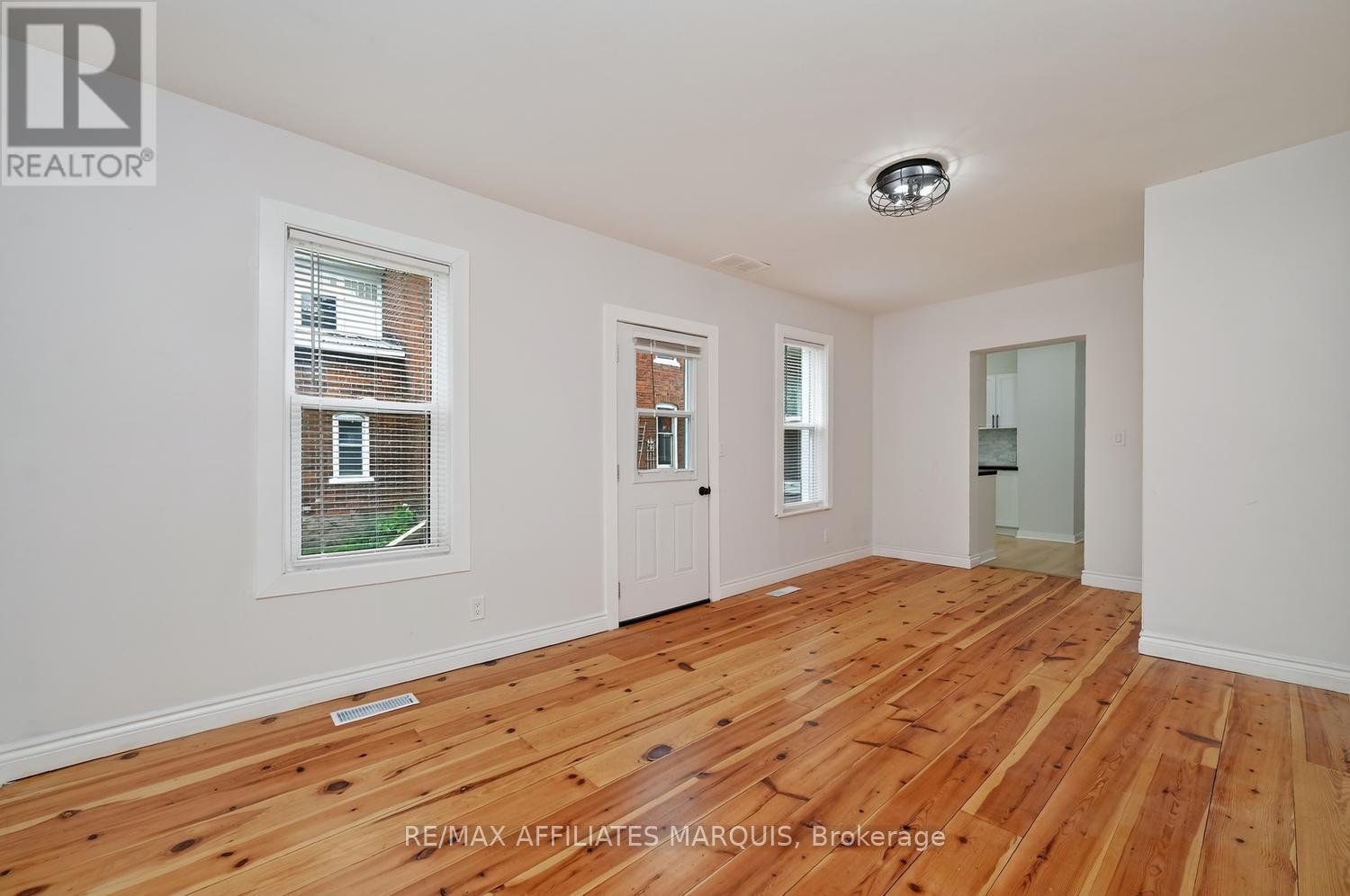 88 Brockville Street, Smiths Falls, ON - Indoor Photo Showing Other Room