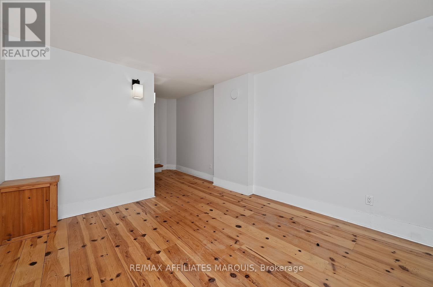 88 Brockville Street, Smiths Falls, ON - Indoor Photo Showing Other Room