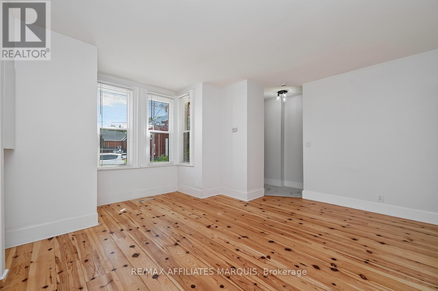 88 Brockville Street, Smiths Falls, ON - Indoor Photo Showing Other Room
