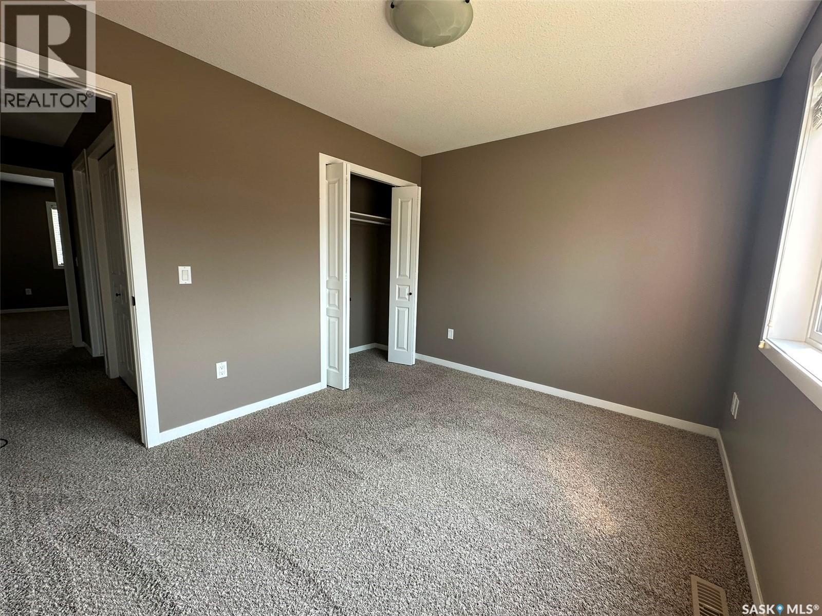 8 5004 James Hill Road, Regina, SK - Indoor Photo Showing Other Room