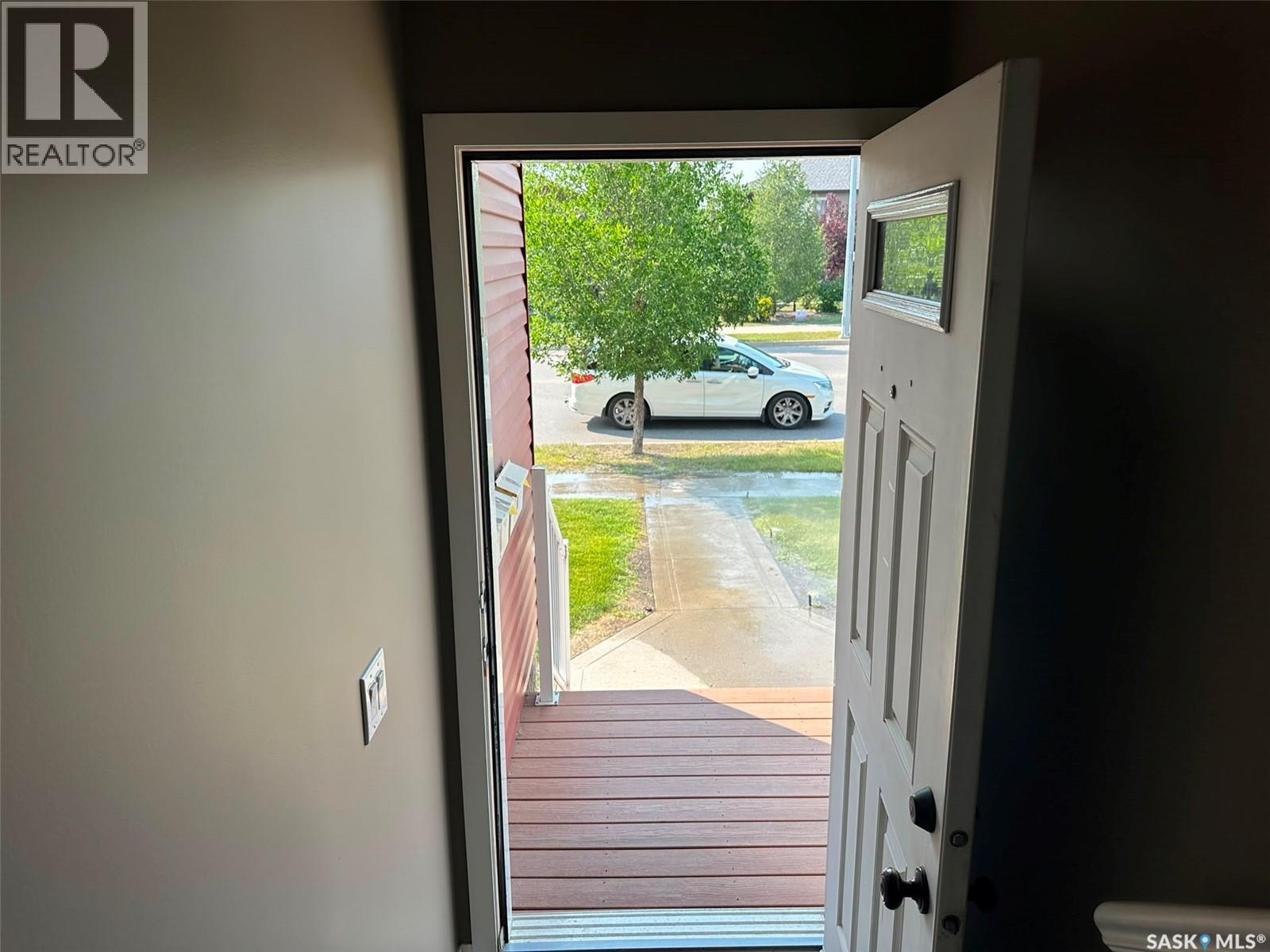 8 5004 James Hill Road, Regina, SK - Photo Showing Other Room