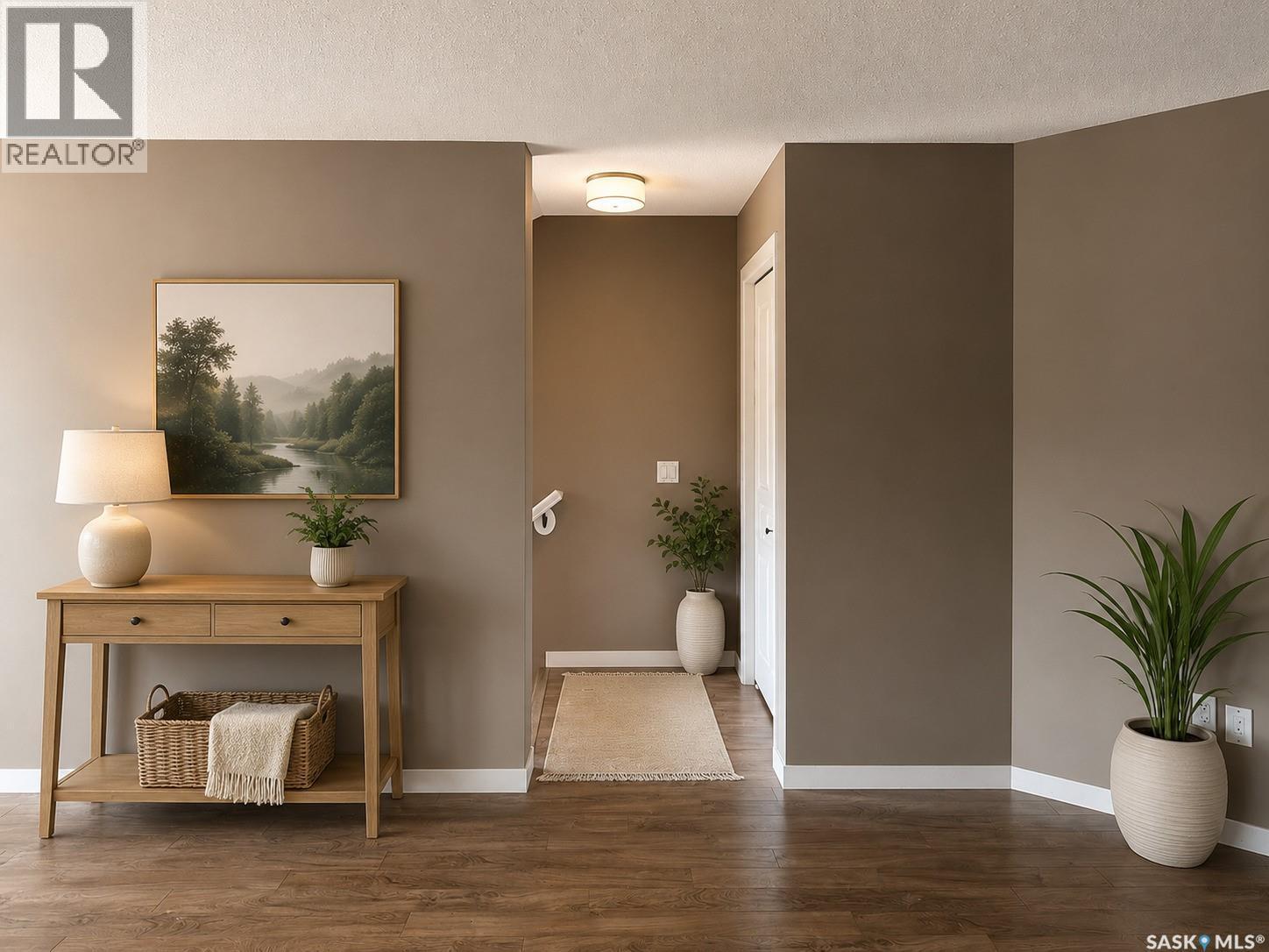 8 5004 James Hill Road, Regina, SK - Indoor
