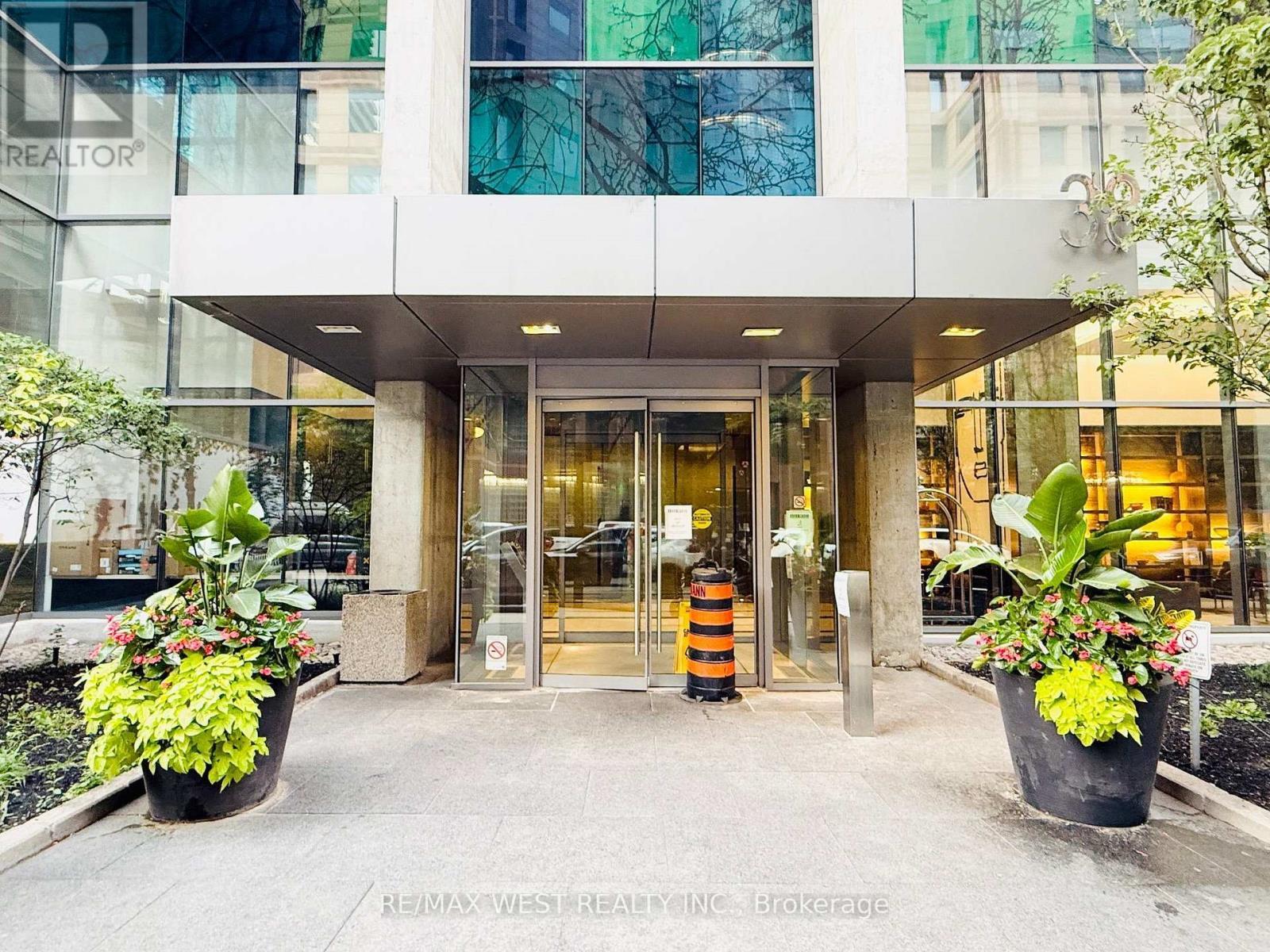 1203 - 38 Grenville Street, Toronto, ON - Outdoor