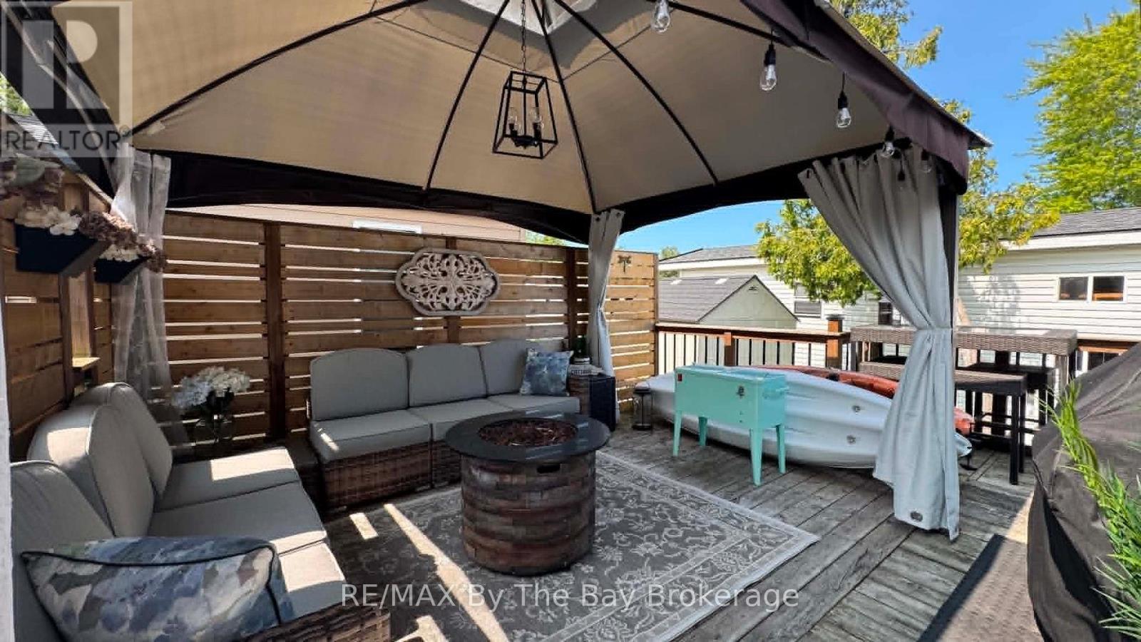 420 - 225 Platten Boulevard, Scugog, ON - Outdoor With Deck Patio Veranda With Exterior