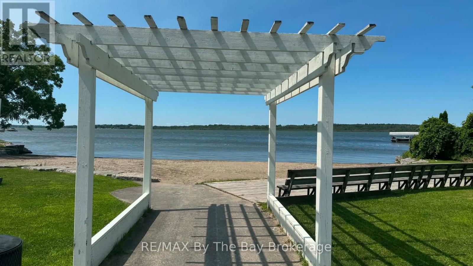420 - 225 Platten Boulevard, Scugog, ON - Outdoor With Body Of Water With View