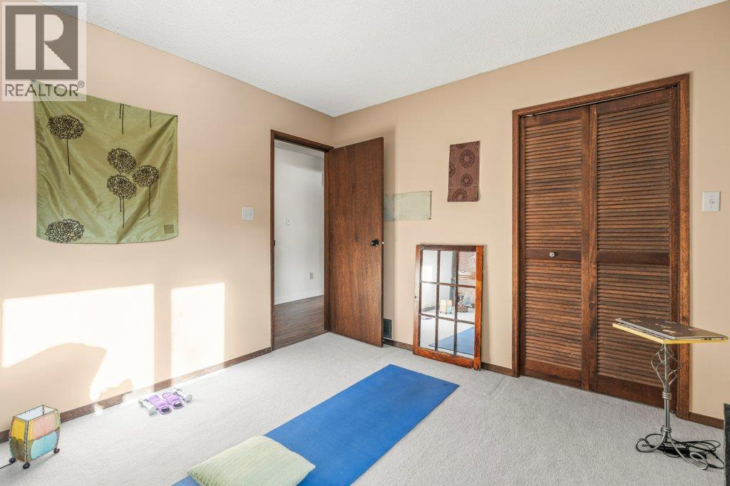 11410 Tassie Drive, Coldstream, BC - Indoor Photo Showing Other Room